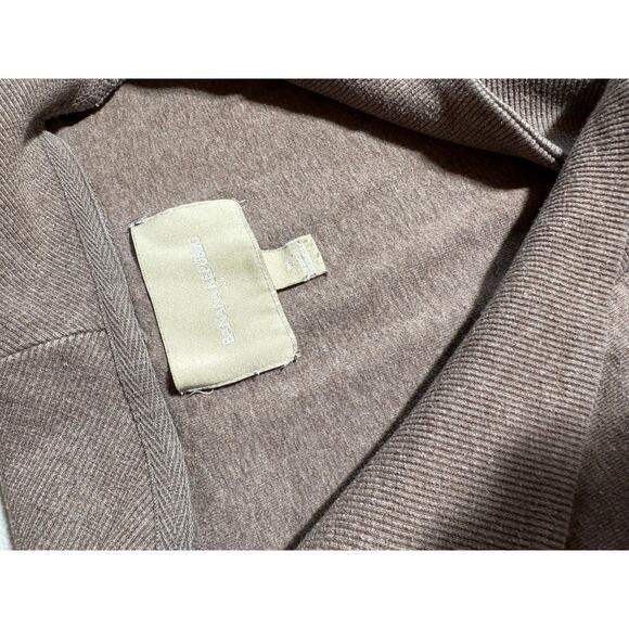 Banana Republic Women’s Pullover Sweatshirt – Size Medium – Well Loved - Picture 3 of 4